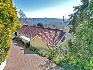 Photo 28- click for photo gallery